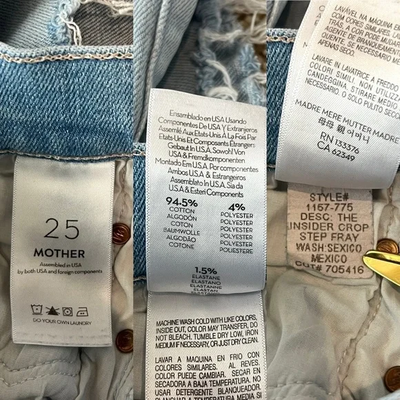 Mother The Insider Crop Step Fray in Sexico Mexico Light Wash Size 25